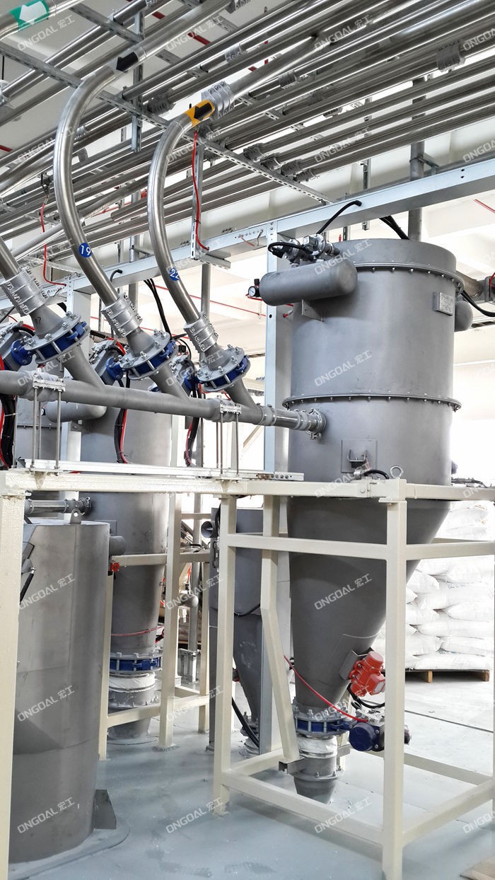 粉體風(fēng)送機(jī) 粉體風(fēng)送機(jī)